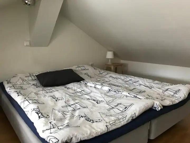 Lilla Gaeststugan Uppsala Ngoại thất bức ảnh